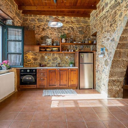 Orgon Farm Traditional Houses Apostoli Bagian luar foto